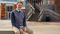 Daniel Davis