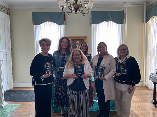 Image of faculty/staff from the School of Nursing who received an award.