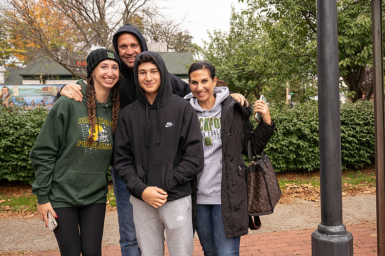 Family pictured together at homecoming