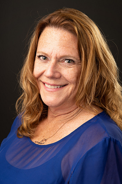 Headshot of Darlene Schmitt