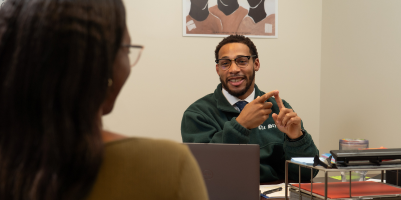Marquis Larmond counseling Educational Opportunity Program students