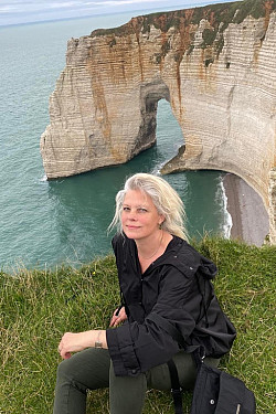 Dr. Sharon Lubkemann Allen on the coast at Etretat, France, August 2023